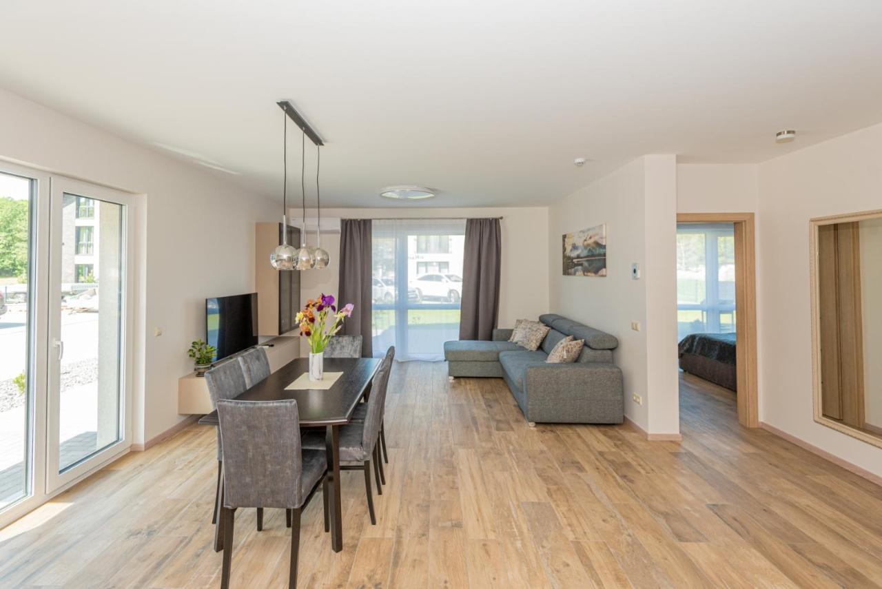 Egitos Apartamentai Паланга Экстерьер фото